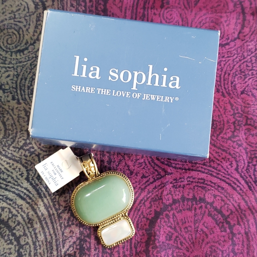 Lia Sophia pendant